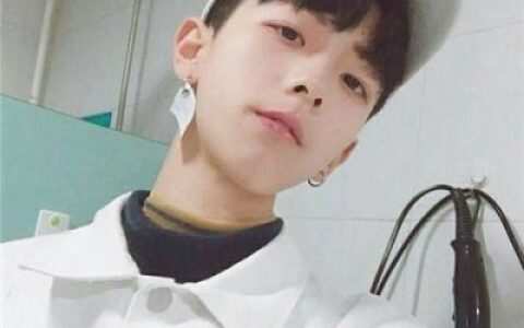 我们的关系百年不腻(韩国帅气欧巴抖阴头像超拽男生)