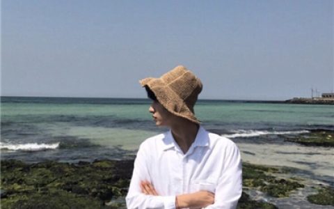 朝思暮想是如此的撕心裂肺(抖阴男生头像伤感孤独最新精选)