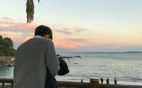 最后我们都各自走向了哪里(抖阴男生背影头像超拽有个性)