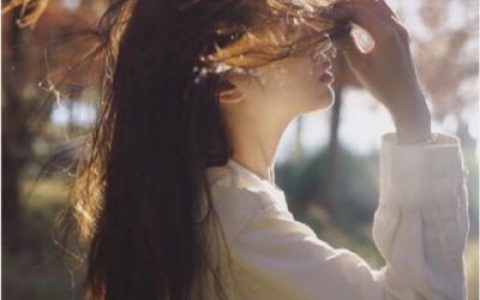 世上没有朝夕就能到手的梦想(抖阴闺蜜头像两个人伤感唯美)