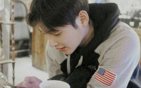 无止境的宠溺我只能对你一个人(意境男生头像唯美高清大图)