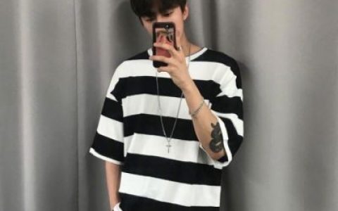 过得越来越酷朋友掉一路(抖阴头像男生拿手机遮脸最新)