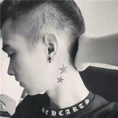 感情死了生活还在(抖阴男生头像帅气冷酷不带字黑白头像)