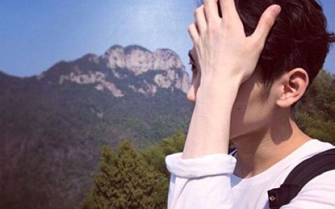 回眸一笑R乱了心跳(意境头像伤感男生唯美头像精选)