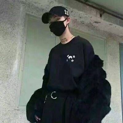 女人如蘑菇越美越心毒(超级帅带点颓废的男生yy头像)