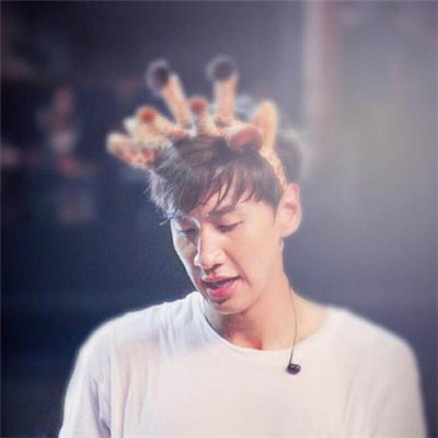 待我柔情似水淹死你可好(李光洙帅气图片搞笑高清头像)图8