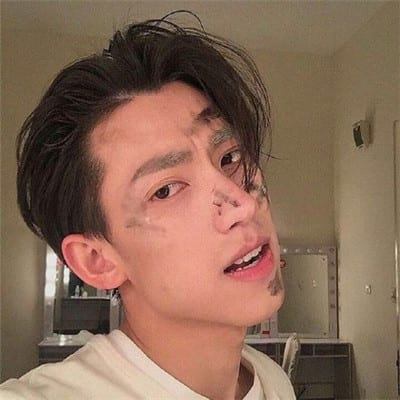 热门的男生头像快手专用(男生快手头像帅气吸引人)