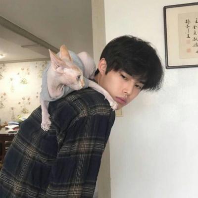 所有的不开心都是想太多(酷酷的颓废少年贴吧头像青春男生)