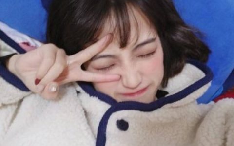你对谁有爱意就对谁无能为力(最流行女生头像小清新可爱)