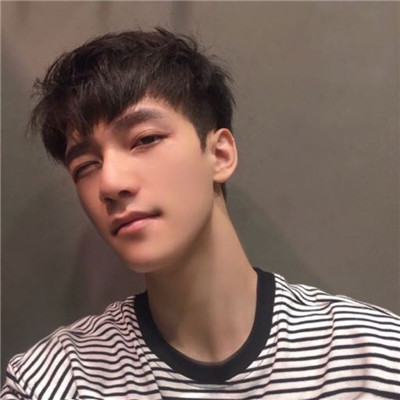 蒲公英的纷飞迷乱了谁的眼(超拽帅气男生头像精选)图6