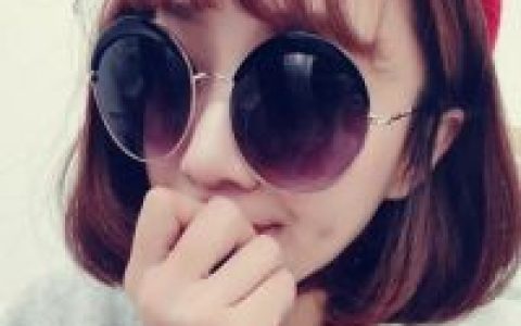 你的衣衫破旧歌声却依然温柔.(霸气女生个性头像超拽)
