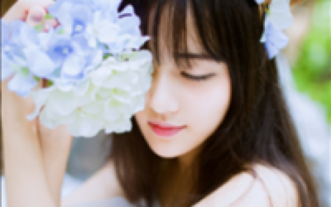 你是我抓却不能拥抱的风(长发女生捧花的意境唯美头像)