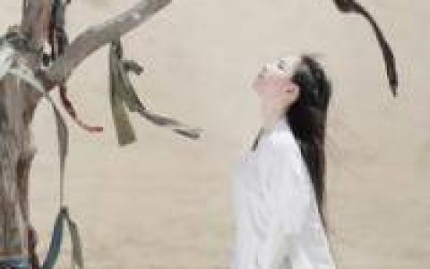 没人陪的人总说自己喜欢孤独(邻家小女生意境抖阴头像唯美)