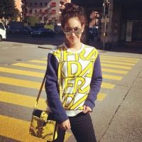 大概每个孤独的人都有一道伤(治愈系女生个性头像)图7
