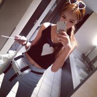 愿时光给我一个盗不走的爱人(霸气女生头像超拽个性十足的)图4 愿时光给我一个盗不走的爱人(霸气女生头像超拽个性十足的)图4