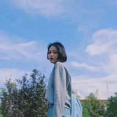 日暮月升星辰是你(情侣个性头像一男一女两张分开清新自然)图2