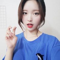 你总在笑只是从不对我(图片头像女生唯美时尚显气质的)图28