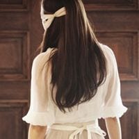 岁月漫长不及你笑颜清朗(抖阴头像女生背影长发伤感不带字)