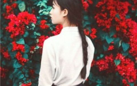 一想到你就会不由自主的笑出声(世界上最美的美女头像最新)