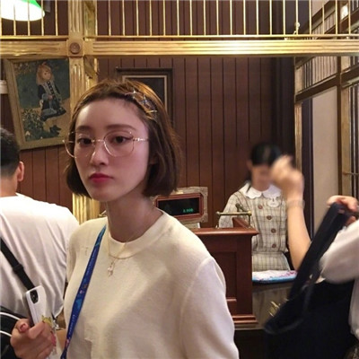 不许对我以外的人着迷(女生短发头像韩版小清新)图8