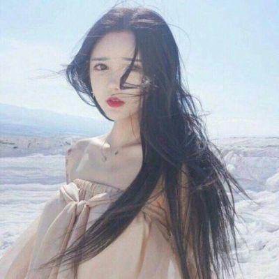 经不起平淡流年日复一日(美女伤感头像绝望冷淡最新)