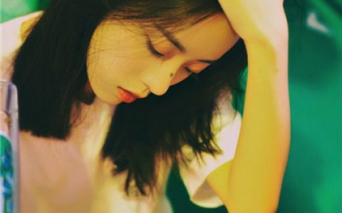 我能惯着你也能换了你(高清复古向美女头像唯美风)