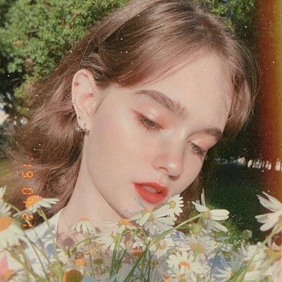 欧美美女头像最新(欧美唯美森系女生头像)