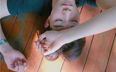 我放下是非敞开了心扉(真的很帅的男生头像高清图片)