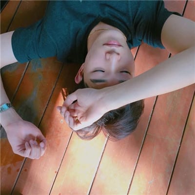 我放下是非敞开了心扉(真的很帅的男生头像高清图片)