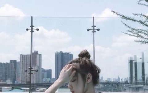 想变的自私点(非主流时尚个性情侣头像一男一女两张分开)