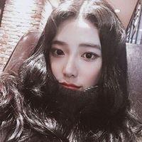 反正一坚持就会变成任性(美女头像图片气质高清个性网发布)