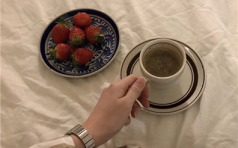 太喜欢你翻脸都没底气(抖阴群朋友圈头像风景图片)