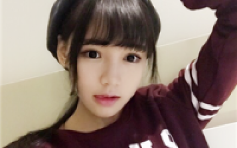 诉说你的回忆太伤(笑容很美的治愈系女生抖阴头像)