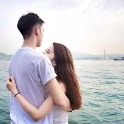 低调幸福情侣yy头像(独一无二情侣头像一对两张经典好看)