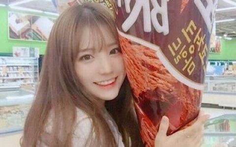 最新带好运的可爱萌女生头像(独一无二的抖阴头像好看女生)