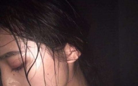 突然觉得很委屈我找不到你了(最潮抖阴头像女生伤感)