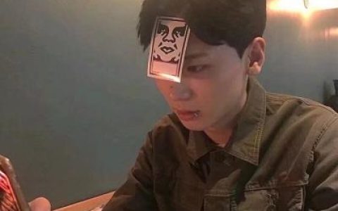 想成王必须狂(独一无二情侣头像个性好看一男一女)
