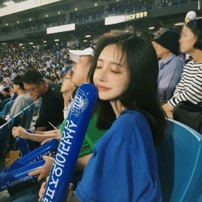 生活就是这样又难过又难说(抖阴女生头像清新可爱)