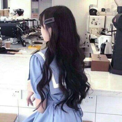 我避开人潮安静对你笑(女生背影头像可爱清新)图10 我避开人潮安静对你笑(女生背影头像可爱清新)图10