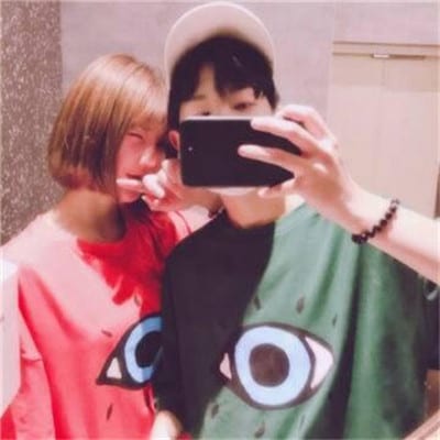 潮流时尚情侣头像合照(最火青春情侣头像一对非主流小清新)