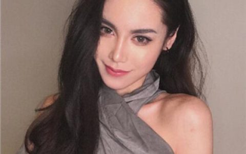 手不要给别人牵怀抱也给我(好看的网红美女性感头像高清大图)