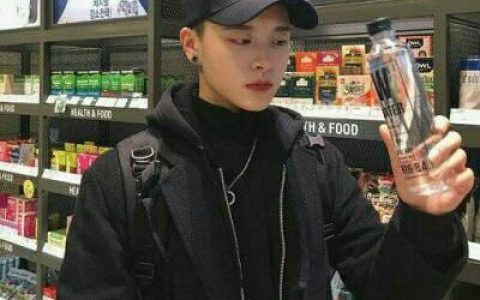 尘埃落定前奋力一搏(抖阴超拽男生头像霸气精选)