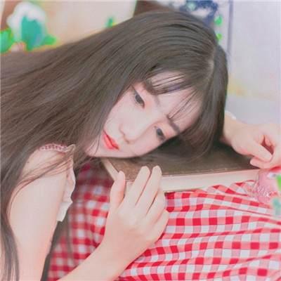把喜欢熬成爱才发现好苦(超美的女生性感美头像唯美迷人)