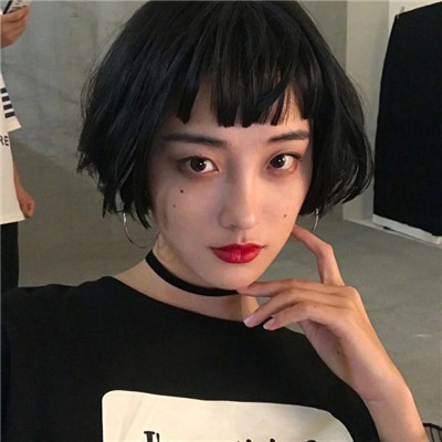 一种爱的格调让我选择掩饰(超拽霸气高清美女头像最新)