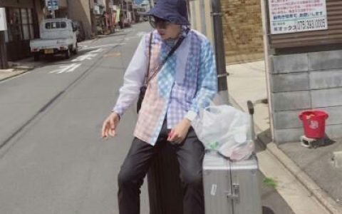 即使你离开我热情未改(猪年情侣头像一男一女可爱好看)