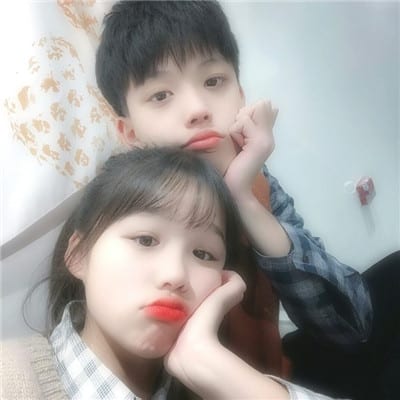 想与你分享拥抱感觉你心跳(非主流小清新情侣头像最新)