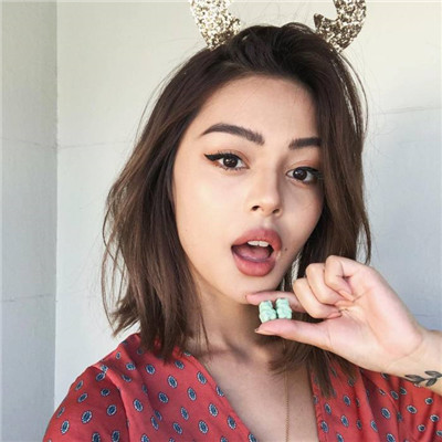 你满是骄傲难道我没有(欧美范气质高清美女头像)