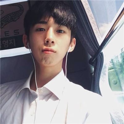 你巧遇南方的风你留恋你忘返(小清新暖男头像高清图片)