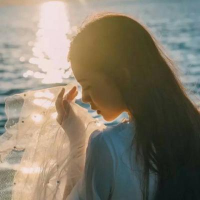 时间久到快遗忘了当初(小清新带森系美女头像精选)