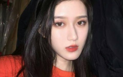 满眼疲惫无知又无畏(最火抖阴头像女生霸气唯美)